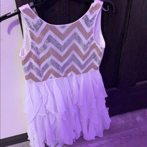 White, zigzag design, dress